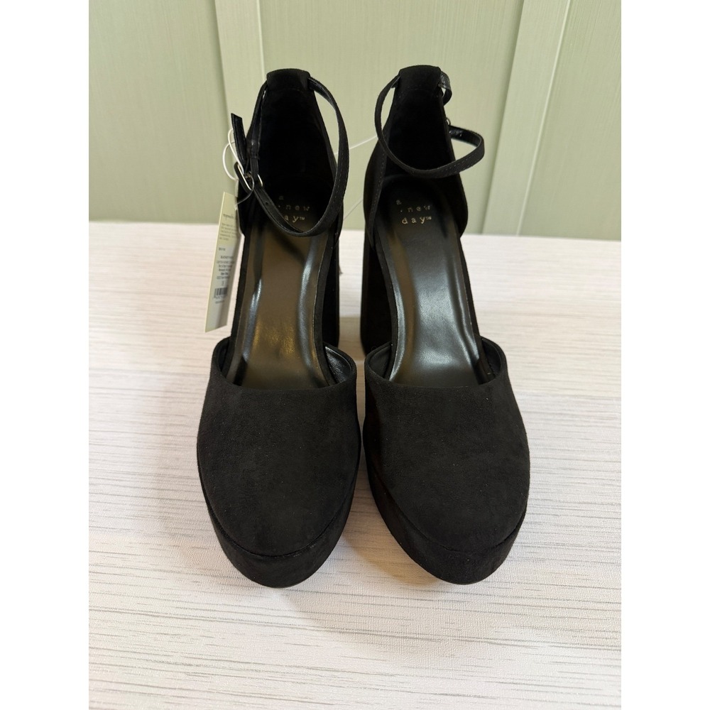 A New Day Size 9 Black Faux Suede Platform Block Heel Ankle Strap Pumps Womens - Picture 2 of 9